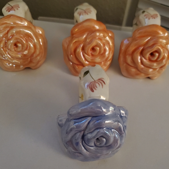 Milson & Louis 4 Handpainted Nappkin Holders - Picture 1 of 6
